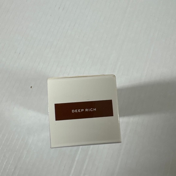 JACLYN COSMETICS Skin Perfecting Blurring Tint Smooths DEEP RICH 1 Oz NIB - Picture 2 of 3